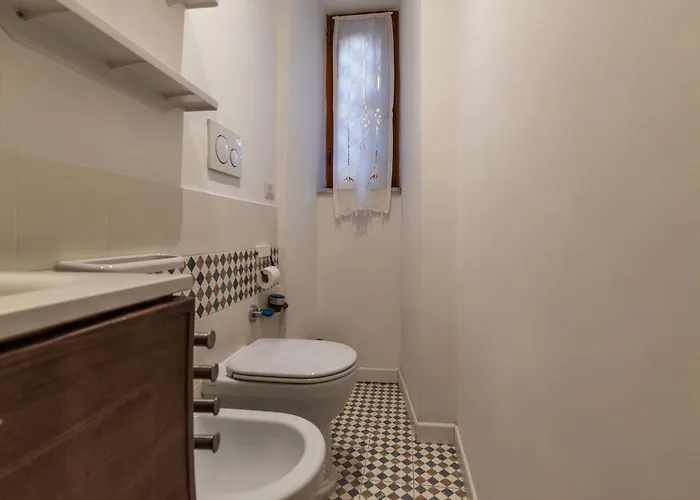 Guesthost Cozy Flat X4 - 450m To Vatican City! Apartment